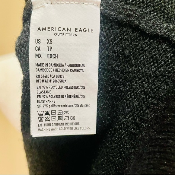 American Eagle Oversized Black V-Neck Sweater XS X-Small - Picture 4 of 6